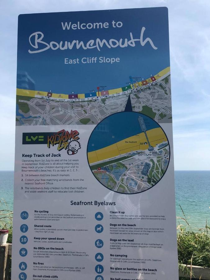 Flat-B, 4 Adults, 20 Mins To Beach, Netflix, Wifi, Sleeps 4 Adults Bournemouth Exterior photo